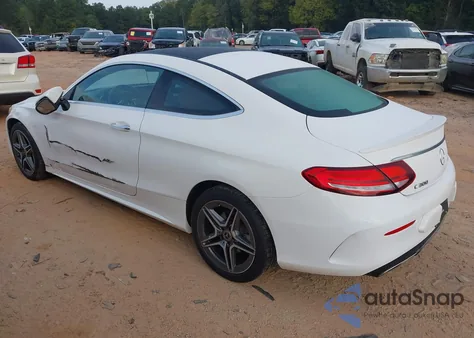 2019 Mercedes-Benz C 300 4Matic z USA, uszkodzony, nr VIN WDDWJ8EB3KF875000